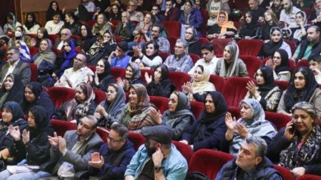 حضور سید مهدی زیب صیادان در اختتامیه نمایش کمدی «من امشب خواستگار دارم»